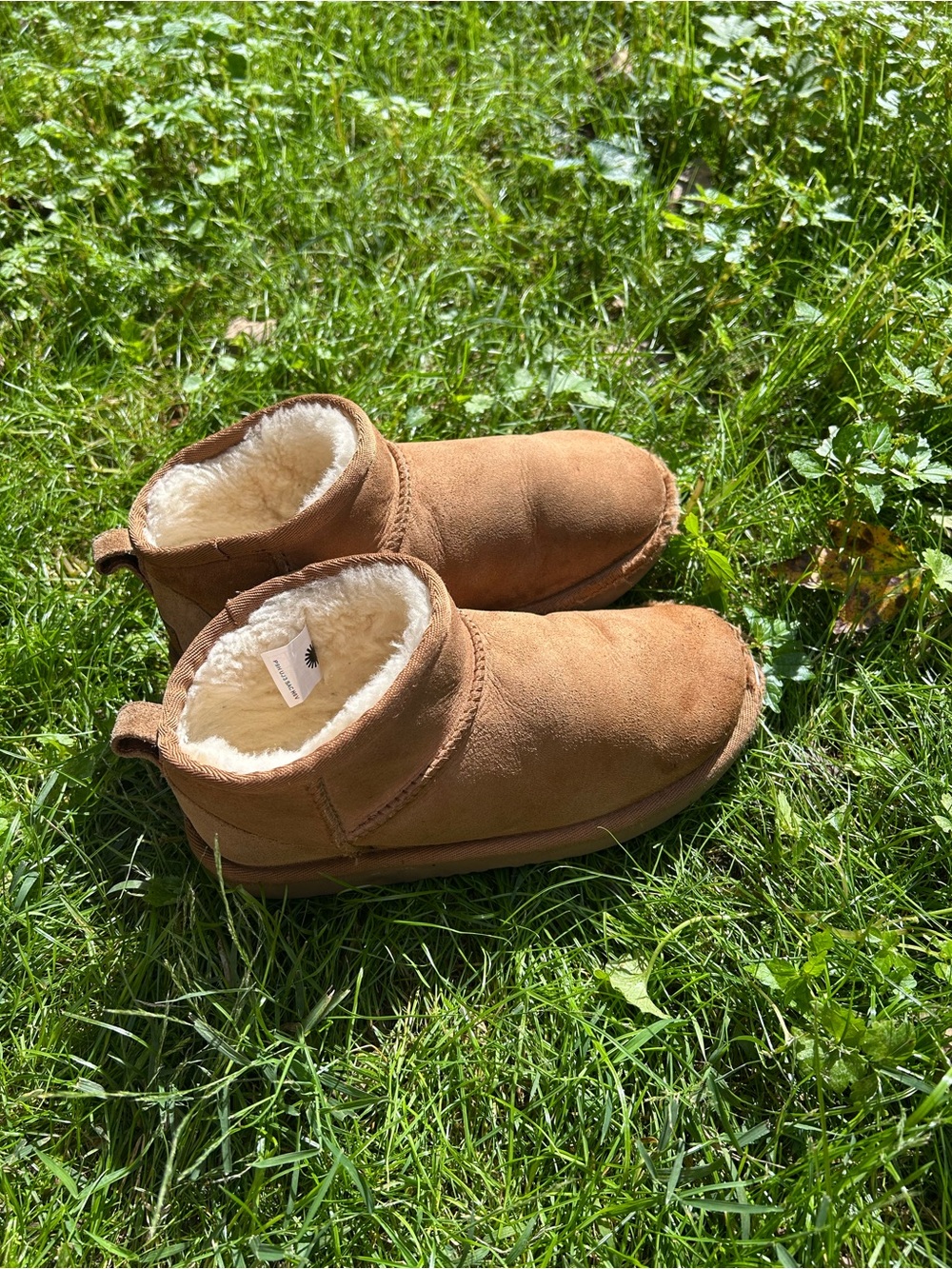 UGG Kids Chestnut Suede Shearling-Lined Slip-Ons